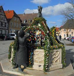 Osterbrunnen in Ebermannstadt Osterbrunnen in Ebermannstadt